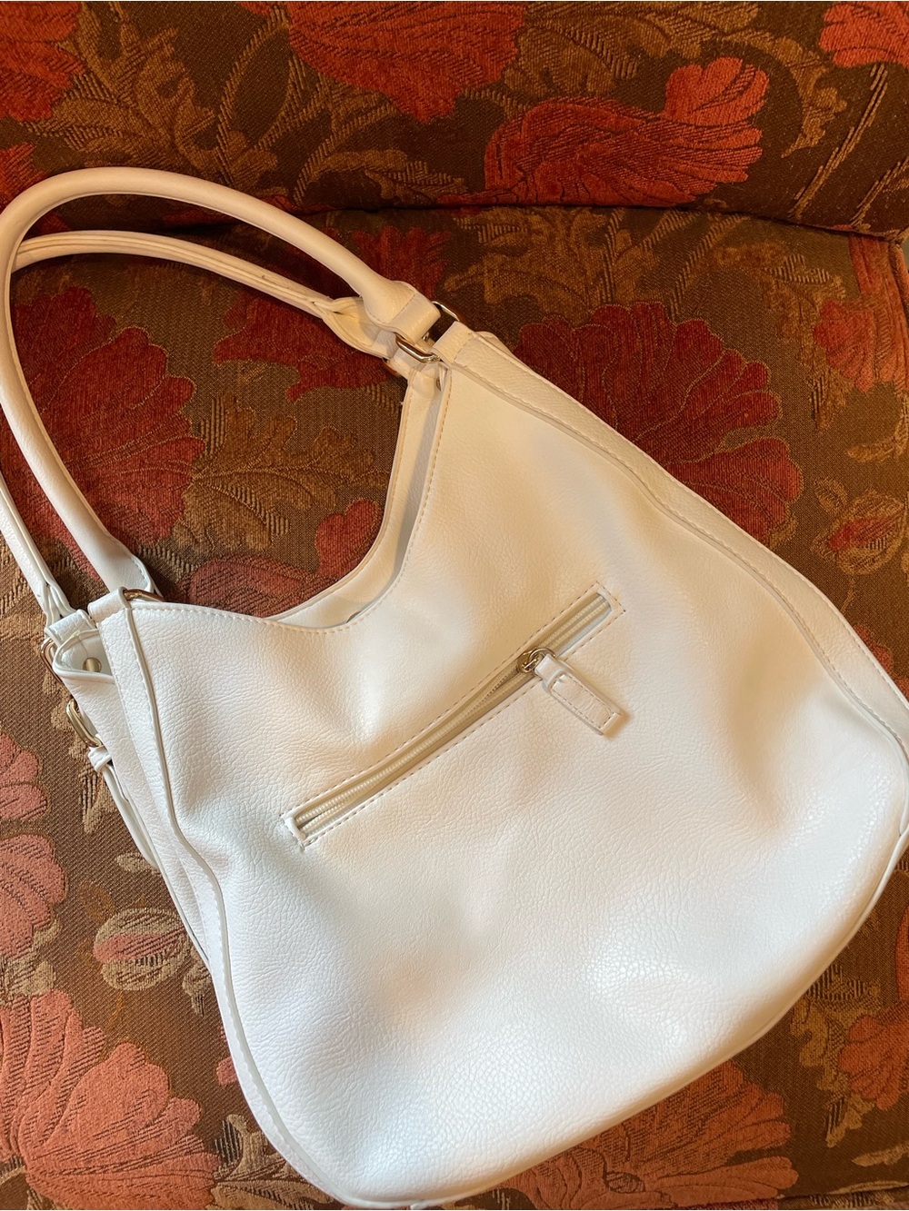 Minimalist White Shoulder Bag with Front Zip Pocket